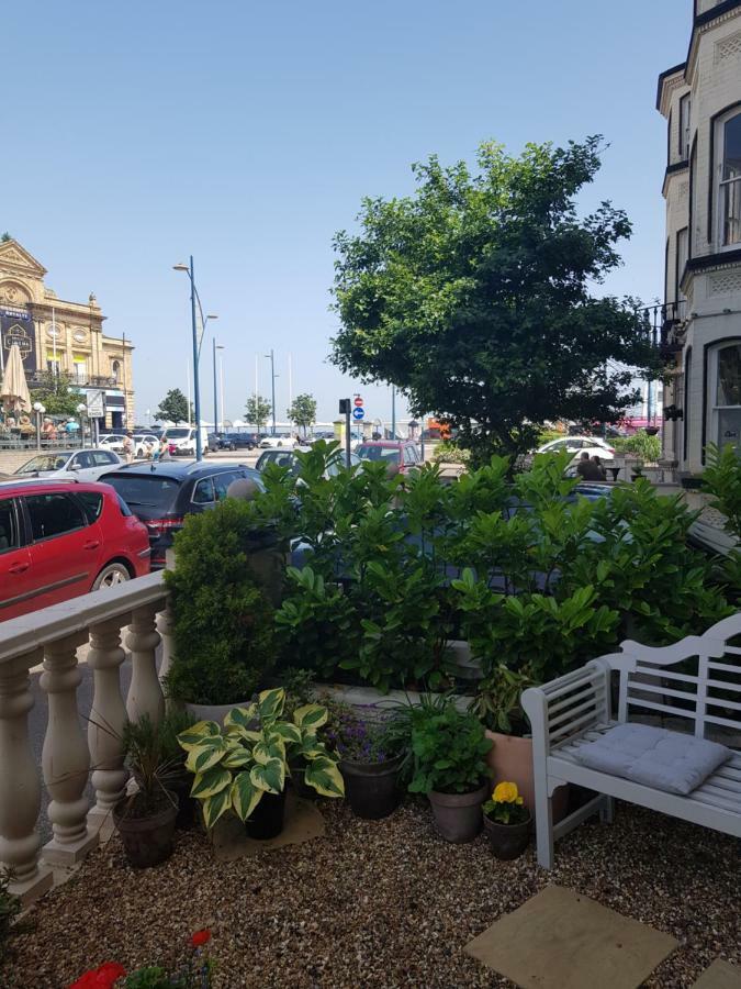 The Collingwood Guest House Great Yarmouth Bagian luar foto